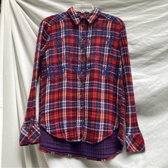 Free People red plaid embroidered button down shirt, size XS - Picture 1 of 11
